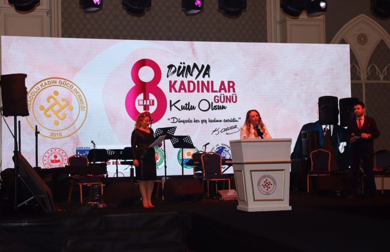 Rektör Karabulut: “Türkiye’miz, kadınlarımız ve çocuklarımız için, ailelerimiz için de dünyanın en güvenli yeri olmalıdır”
