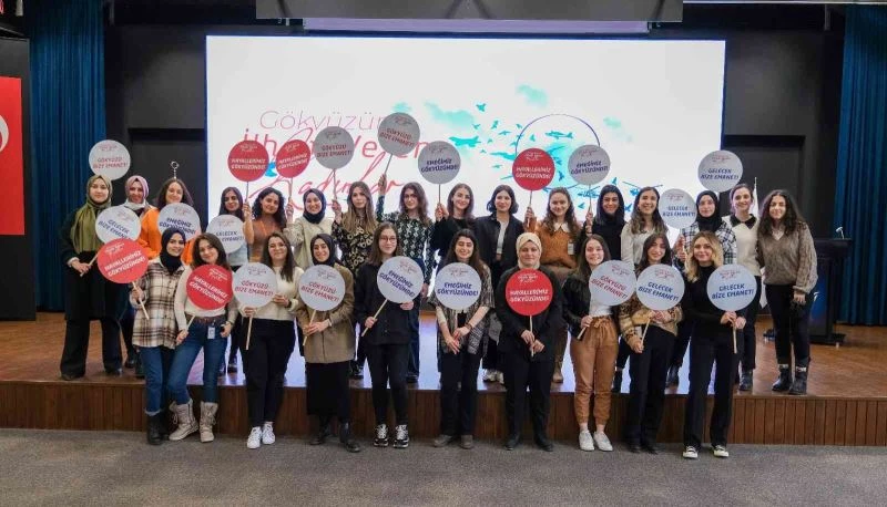 Geleceğin hava araçlarını tasarlayan ve üreten kadınlar Dünya Kadınlar Günü’nde bir araya geldi
