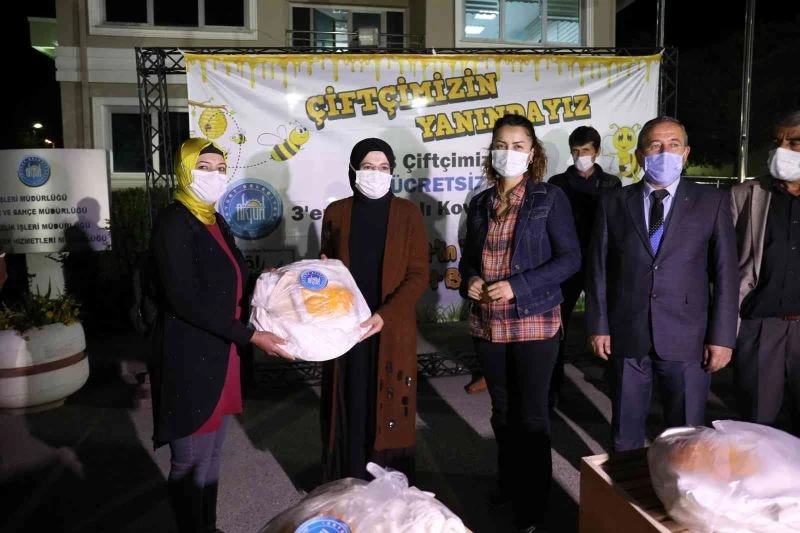 Akyurt’ta çiftçilere sebze fidesi ve arılı kovan dağıtımı başlıyor
