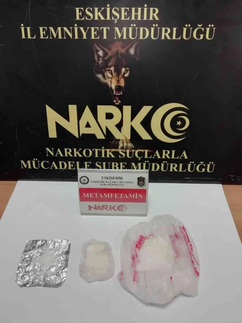 Eskişehir’e uyuşturucu madde sokmak isterken yakalandılar

