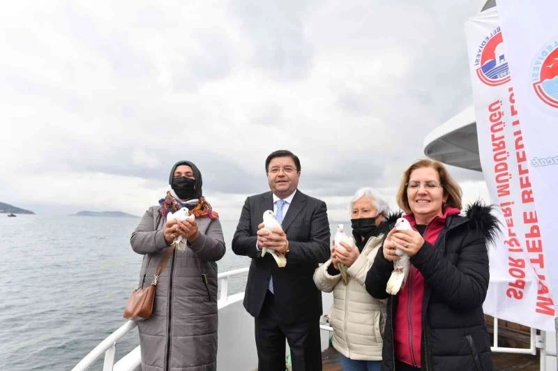 Maltepeli kadınlardan ‘Adalar’a çıkarma
