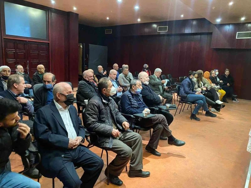 Yıllarını eskiten terzilere plaket
