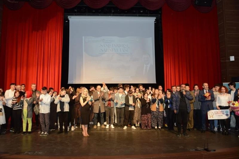 Rumeli göçlerinin hikayesi başkanı ağlattı
