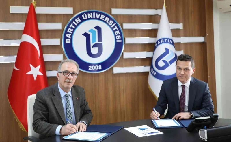 İki üniversite arasındaki iş birliği geliştiriliyor
