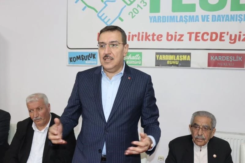 Tüfenkci, muhtarlarla bir araya geldi
