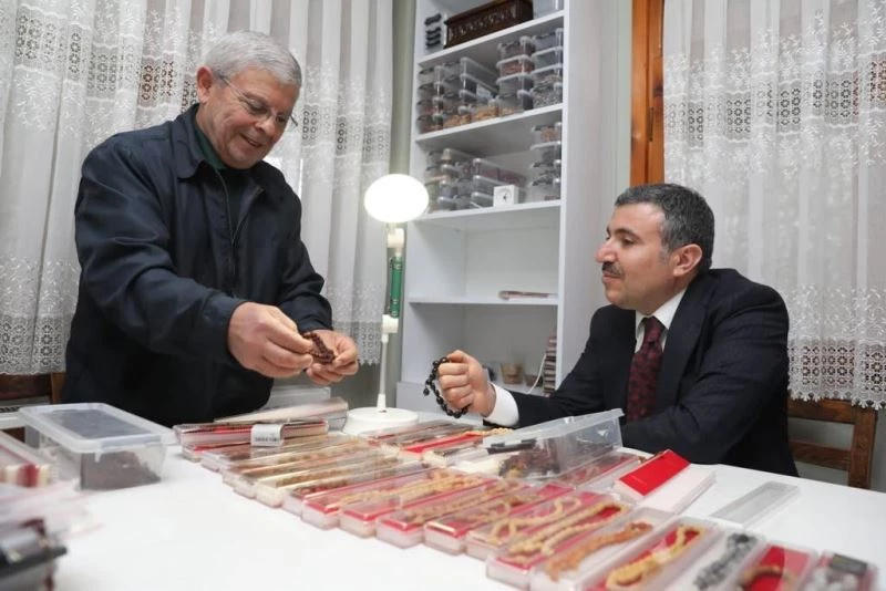 Vali Atay, Durmaz’ın tespihlerini inceledi
