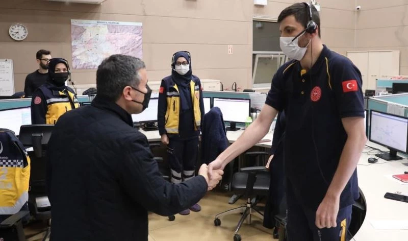 Vali Atay, 112 personelini unutmadı
