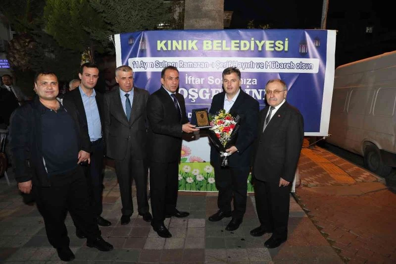 Kınık’ta emniyet mensupları ve ilçe protokolü iftar sofrasında buluştu
