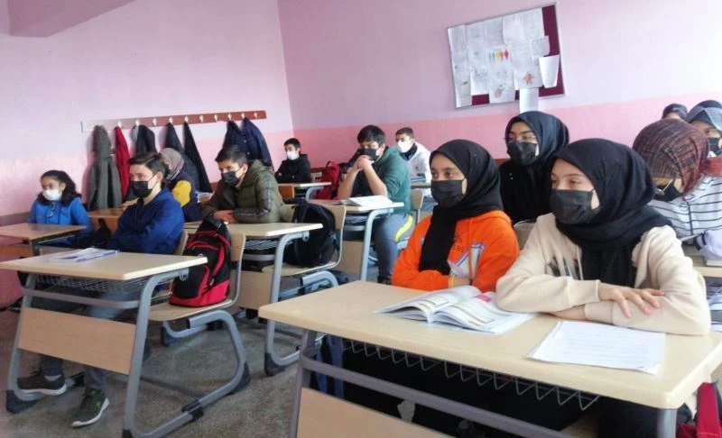 Tavas Anadolu İmam Hatip Lisesi projesi Erasmus’a kabul edilen tek İHL oldu
