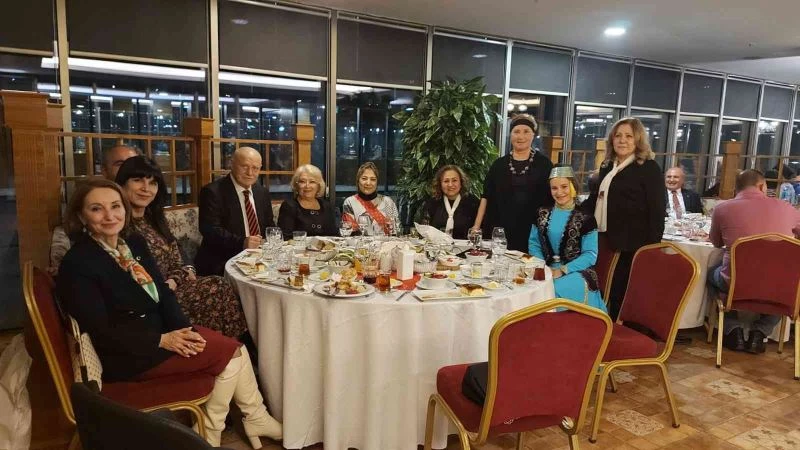 Bu iftarın geliri yaşlıların bakımı için kullanılacak
