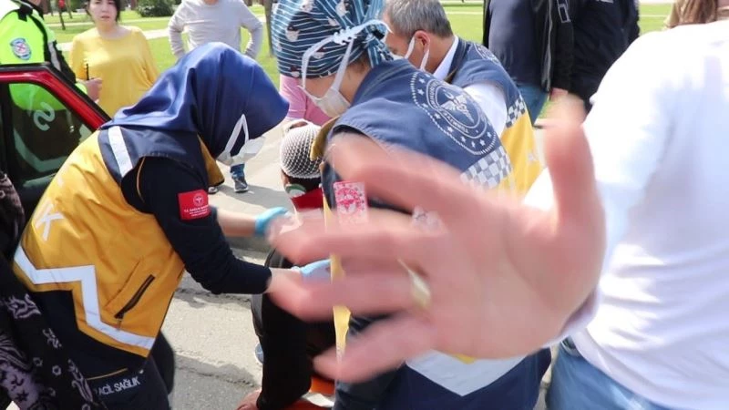 Polisten kazayı çeken gazeteciye önce müdahale sonra tehdit
