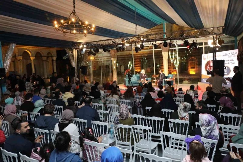 Eyüpsultan’da Ramazan söyleşilerinin konuğu Bahadır Yenişehirlioğlu oldu
