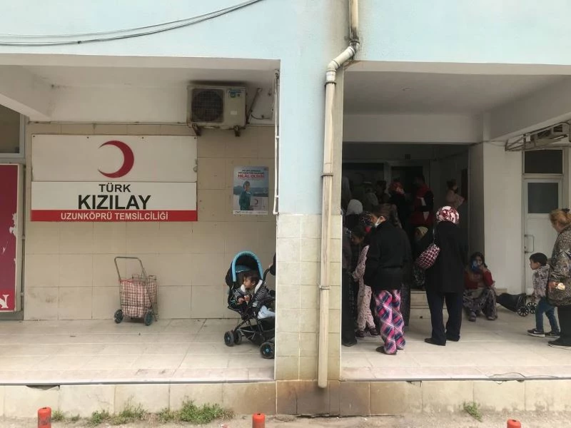Dar gelirli vatandaşlara kavurma dağıtıldı
