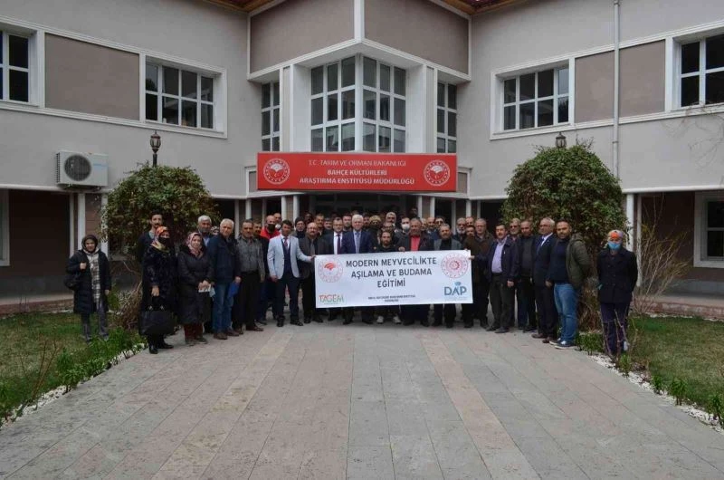 Üreticilere pestisit kullanımı konusunda bilgilendirme yapıldı
