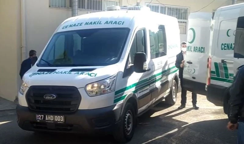 Ablasına kötü davrandığını iddia ettiği eniştesini av tüfeğiyle öldürdü
