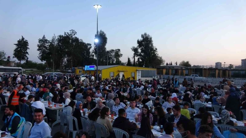 Ömer Çelik: “Türkiye güçlü bir ara bulucu, Cumhurbaşkanımız güçlü bir lider”
