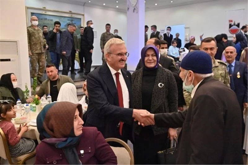 Diyarbakır Valisi Karaloğlu: “Türkiye’nin en huzurlu ve güvenilir şehirlerinden birinde yaşıyoruz”
