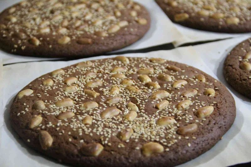 Dedesinin 80 yıl önce 18 okul numarası lakabıyla ürettiği Ramazan lezzeti bağaçayı marka haline getirdi
