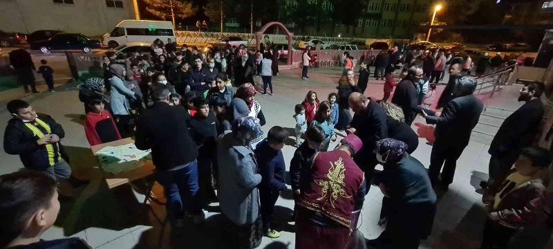 Mahalle camiinde çocuklara Ramazan etkinliği
