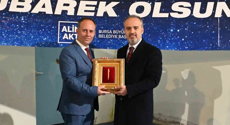 İftar sofraları Balkanlar’da kuruldu
