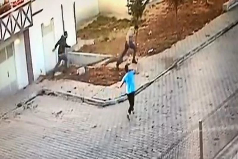 Evden kaçan kız kardeşi ile konuşmak isterken silahla dehşet saçmıştı, yargılanmasına devam edildi
