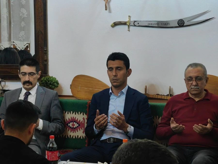 Kocatepe’den Öğrencilere İftar Yemeği