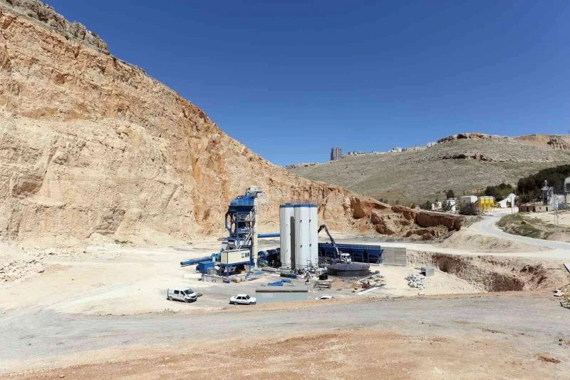 Mardin Büyükşehir Belediyesi kendi asfaltını üretecek
