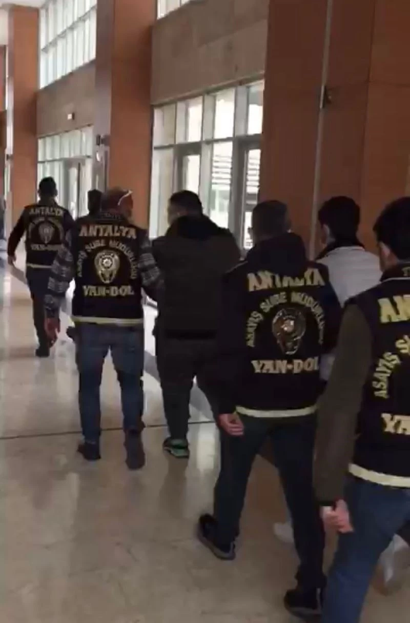 Kapora dolandırıcılığı operasyonunda 4 kişi tutuklandı
