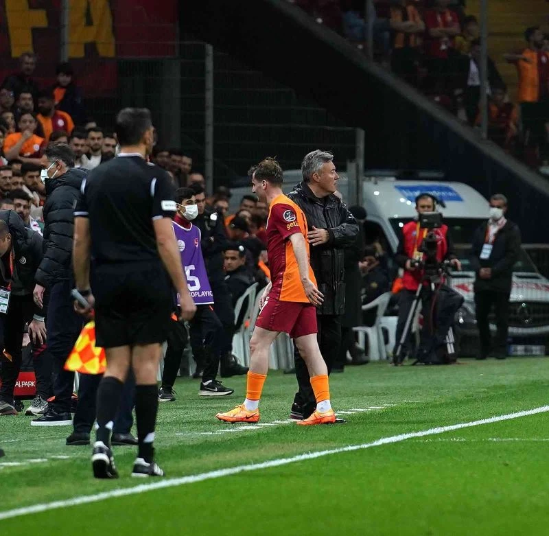 Kerem Aktürkoğlu sakatlandı