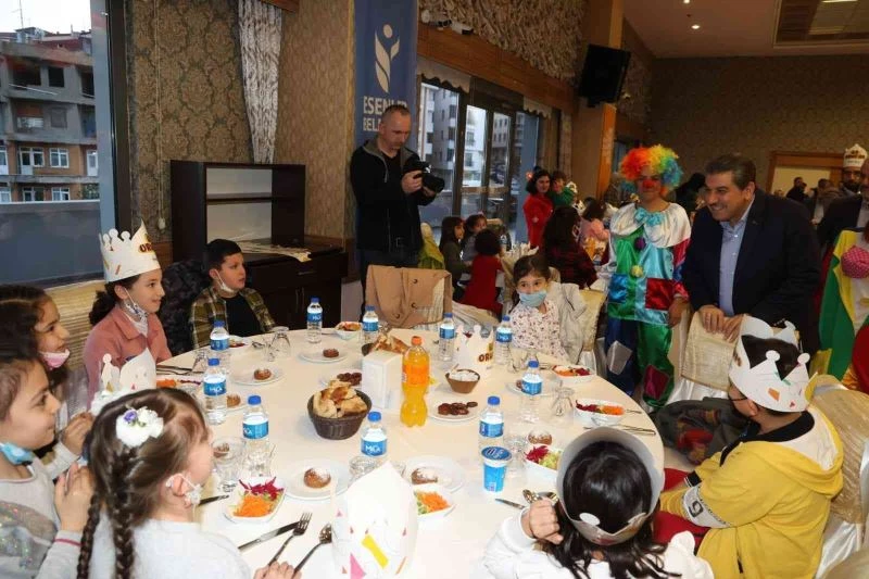 Esenler’de 400 çocuk ilk oruçlarını birlikte açtı
