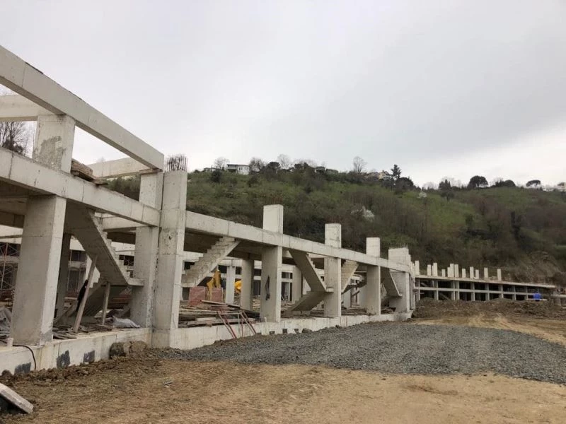 Perşembe Küçük Sanayi Sitesi yükseliyor
