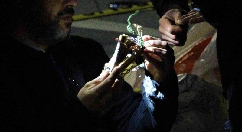 Temizlik görevlileri fark etti, polis alarma geçti: Tokat’ta dinamit görünümlü saat paniği
