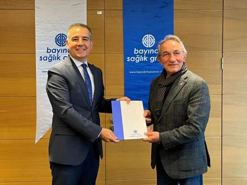 Bayındır Sağlık Grubu’ndan kıtalar arası yüzecek sporculara tam destek