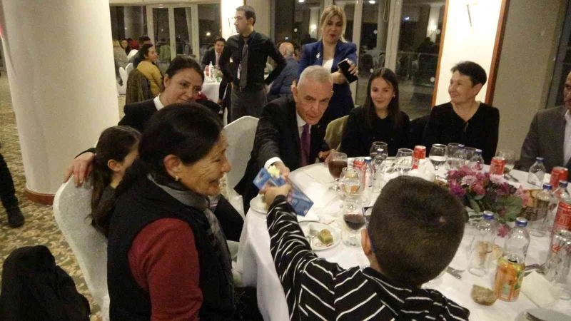 Marmaris Kaymakamlığı Şehit aileleri ve gazilere iftar programı düzenledi
