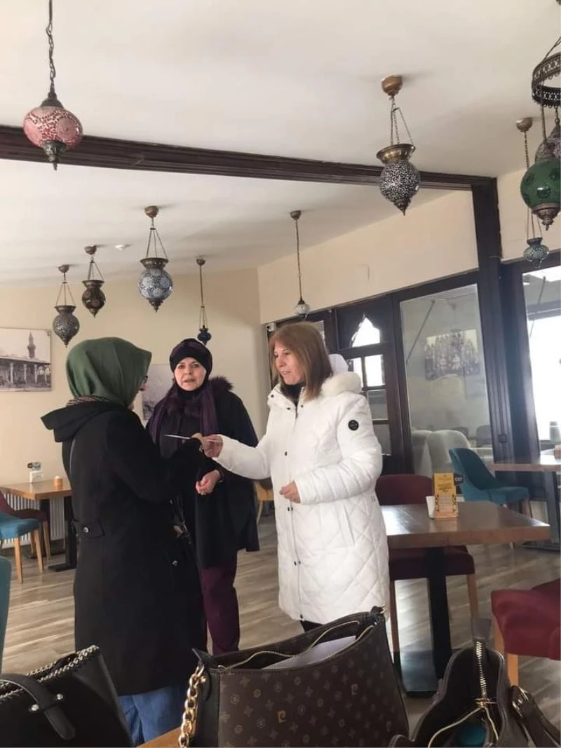 Anne şefkatinde yardım
