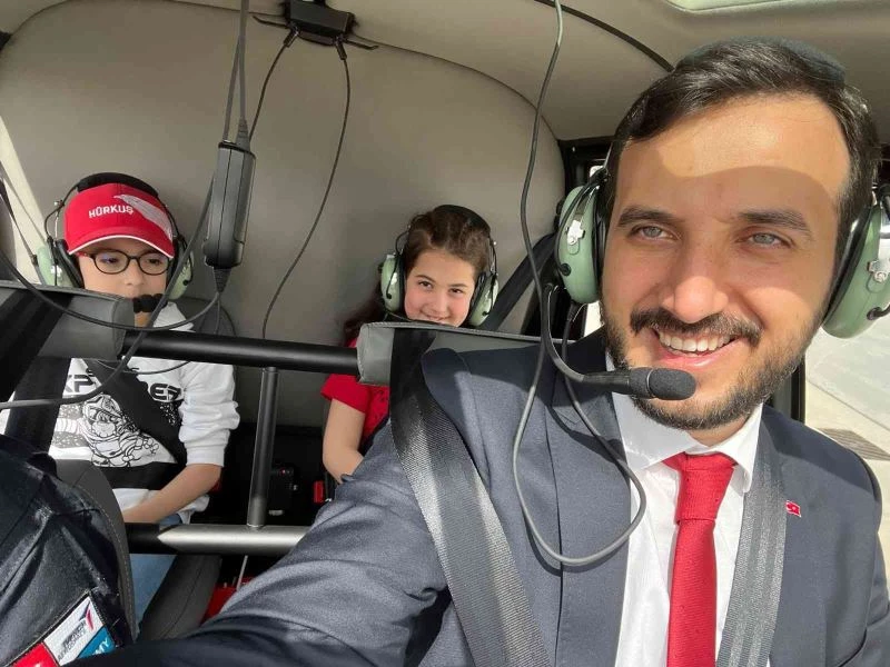 23 Nisan’ı gökyüzünde kutladılar
