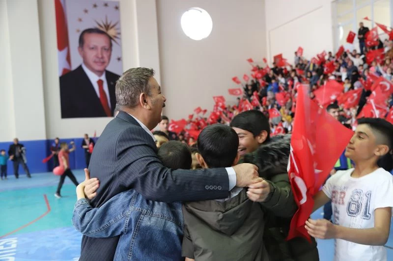 Palandöken Belediyesi’nden ilk iftarım çocuk şenliği
