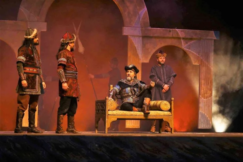 Sultan Kılıçarslan, Denizlili sanatseverlerle buluştu
