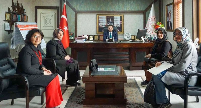 Raif Azak İmam Hatip Ortaokulundan 15 eTwinning projesi
