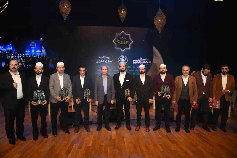 Selçuklu’da hafızlardan Kur’an ziyafeti
