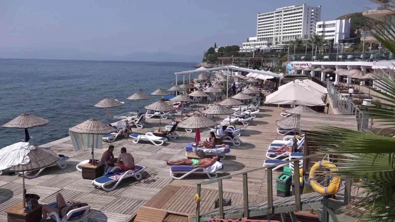 Kuşadası’nda bayram öncesi rezervasyon doluluk oranı yüzde 80’e ulaştı
