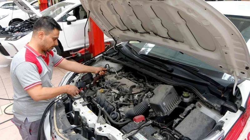 Bayram tatiline çıkacaklara uzmanından araç bakım uyarısı
