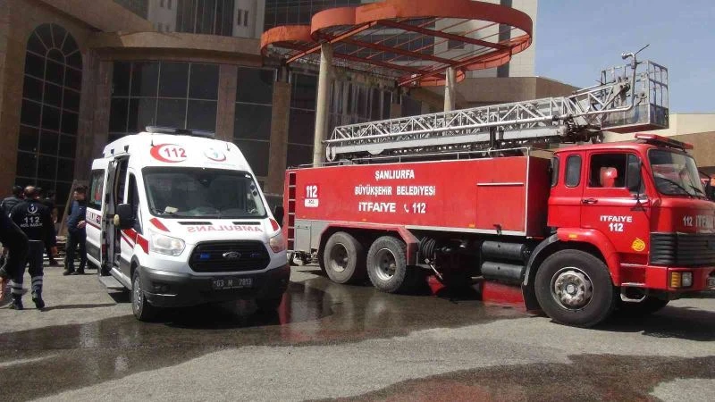 Kaldığı kulübe yanan bekçi inşaat halindeki otelin lobisinde ölü bulundu
