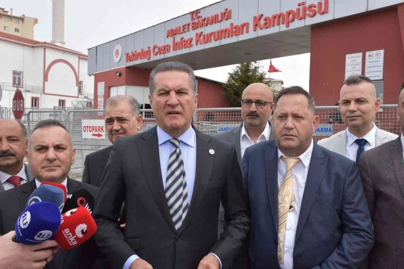 Sarıgül’den İnce’ye: “CHP’yi kimse geri alamaz”
