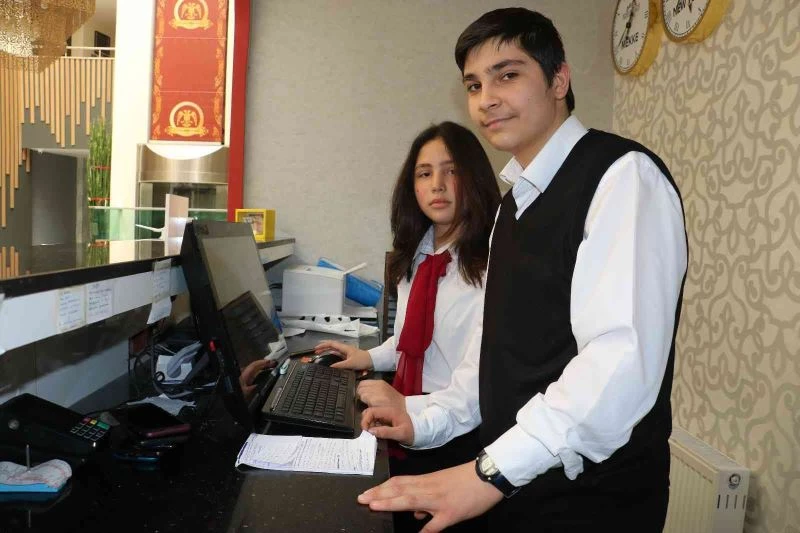 Çalışanlarıyla dikkat çeken otelde, bayram öncesi yoğunluk arttı
