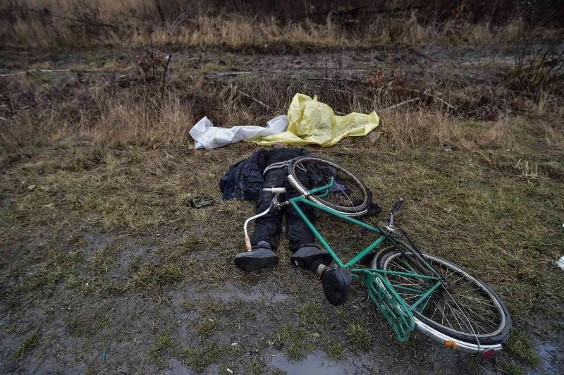 Rusların çekildiği Bucha’da savaşın ağır izleri görüntülendi
