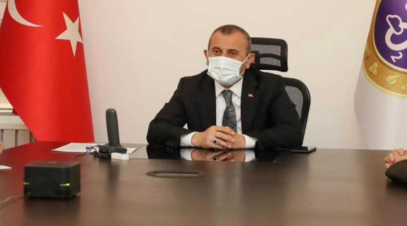 Vali Sonel: “Pandemi tamamen bitmiş değil”
