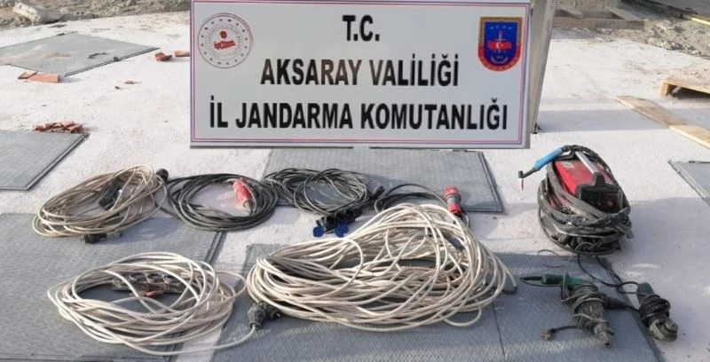 İnşaattan hırsızlık şüphelileri JASAT dedektiflerinden kaçamadı
