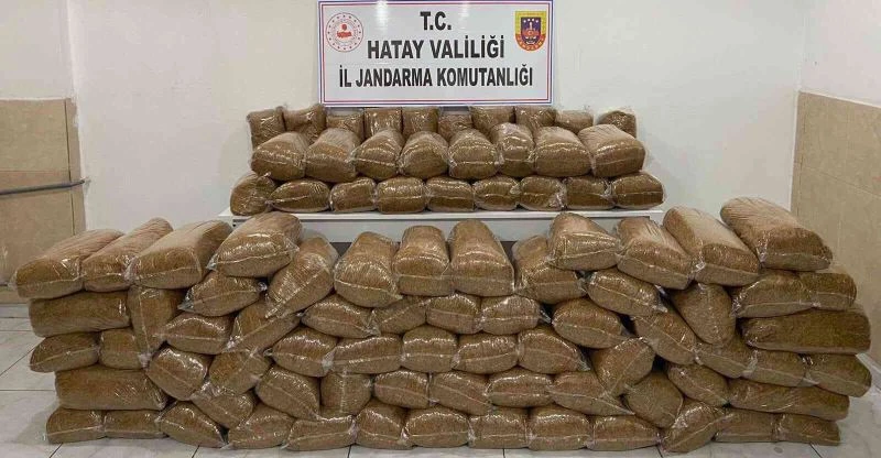 Hatay’da 460  kilogram kaçak tütün ele geçirildi

