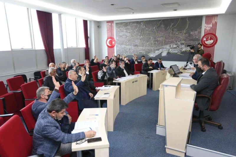 Derince Belediyesi’nde encümen ve komisyon üyeleri belirlendi
